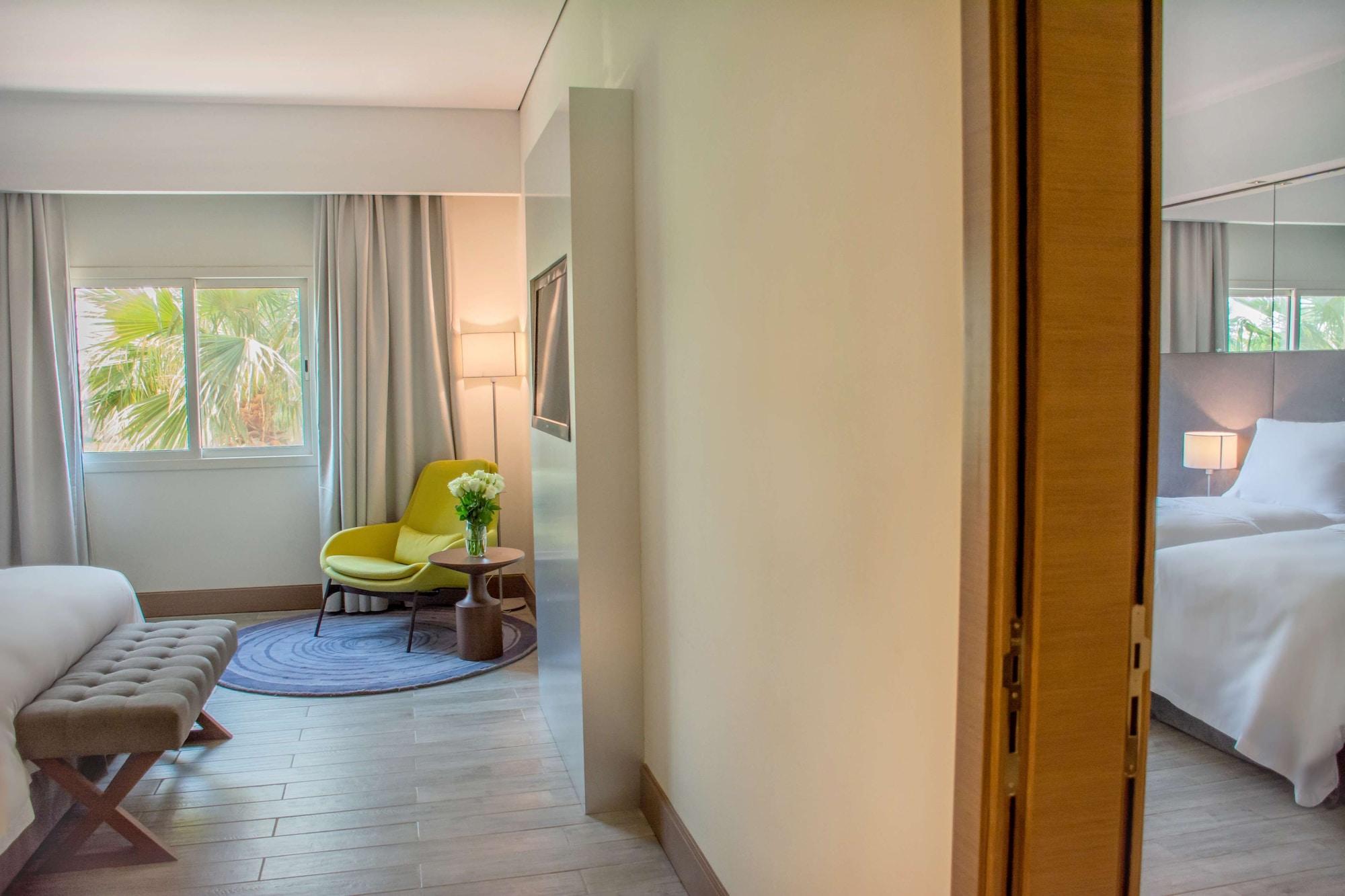 Radisson Blu Resort, Al Khobar Халф Муун Бей Екстериор снимка Deluxe room