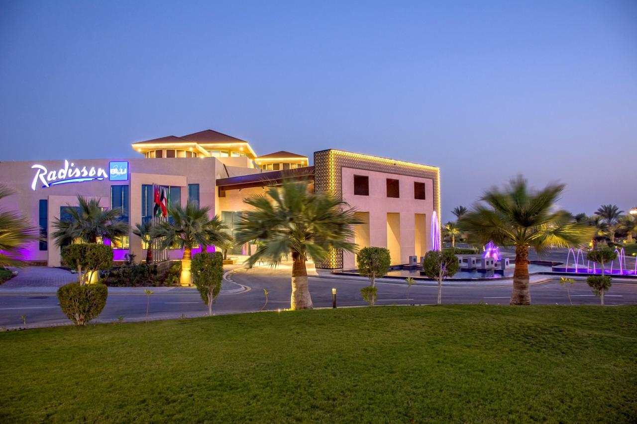 Radisson Blu Resort, Al Khobar Халф Муун Бей Екстериор снимка Radisson Hotel, Al Qusais, Dubai