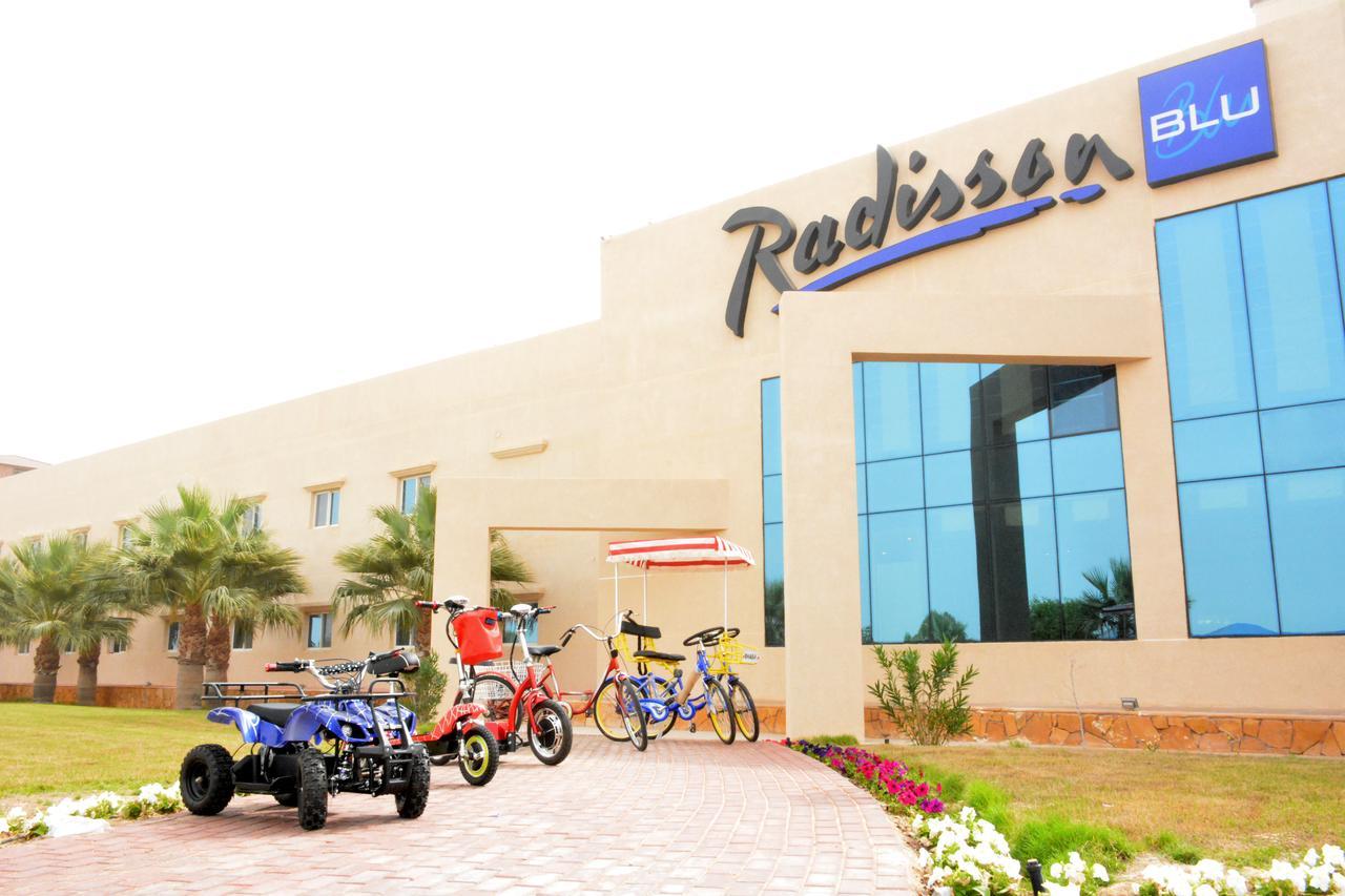 Radisson Blu Resort, Al Khobar Халф Муун Бей Екстериор снимка Radisson Hotel, Riyadh