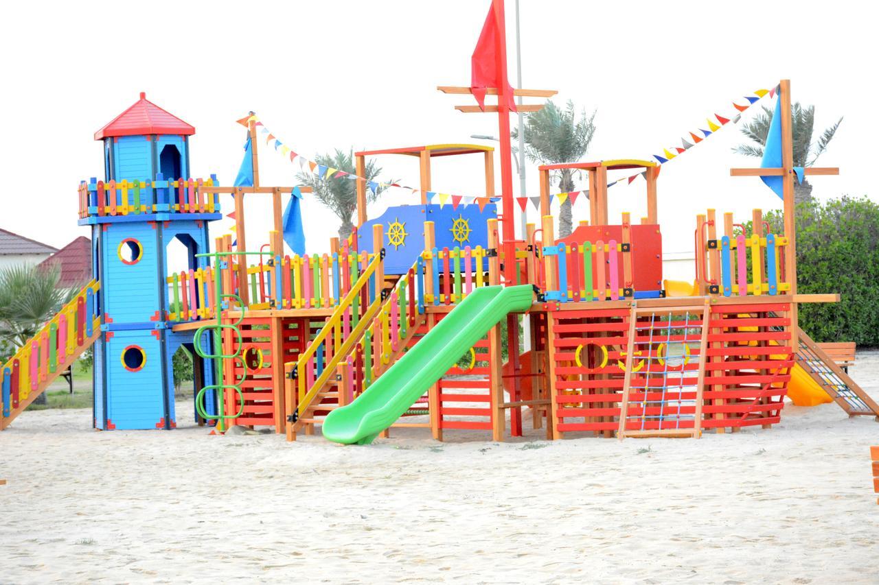 Radisson Blu Resort, Al Khobar Халф Муун Бей Екстериор снимка Playground in Al-Qusaib, Kuwait