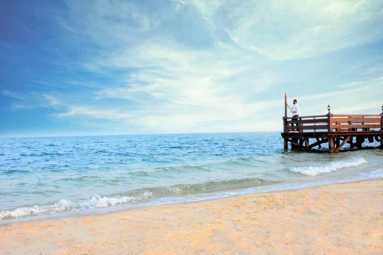 Radisson Blu Resort, Al Khobar Халф Муун Бей Екстериор снимка A beach in Shenzhen