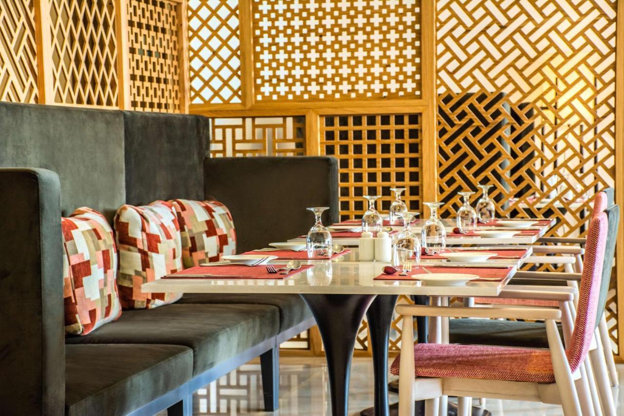 Radisson Blu Resort, Al Khobar Халф Муун Бей Екстериор снимка Restaurant interior